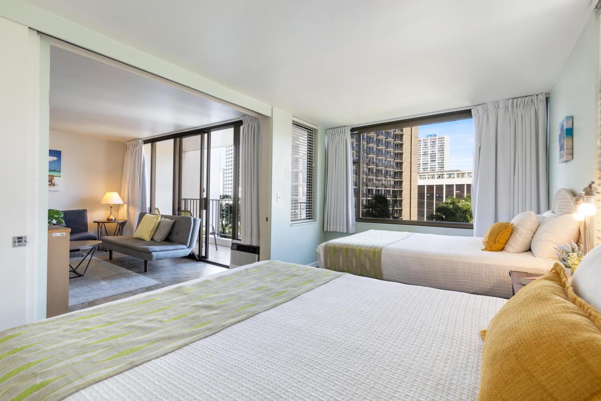 Apartment Spacious 8th Floor Waikiki With Views, Full Kitchen & Free Parking Honolulu